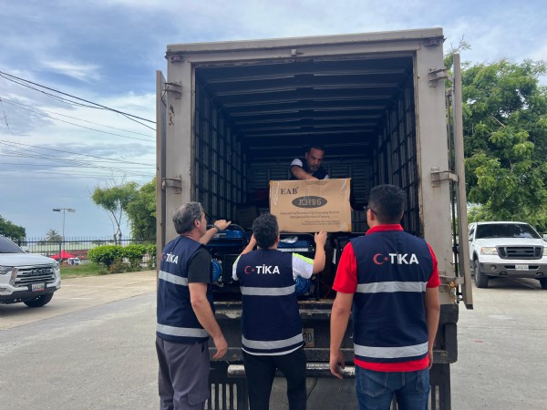 Bakan Ersoy Paylaştı! Venezuela'ya Yardım Desteği